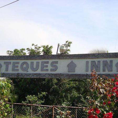 Hotel Teques Inn テケスキテンゴ エクステリア 写真